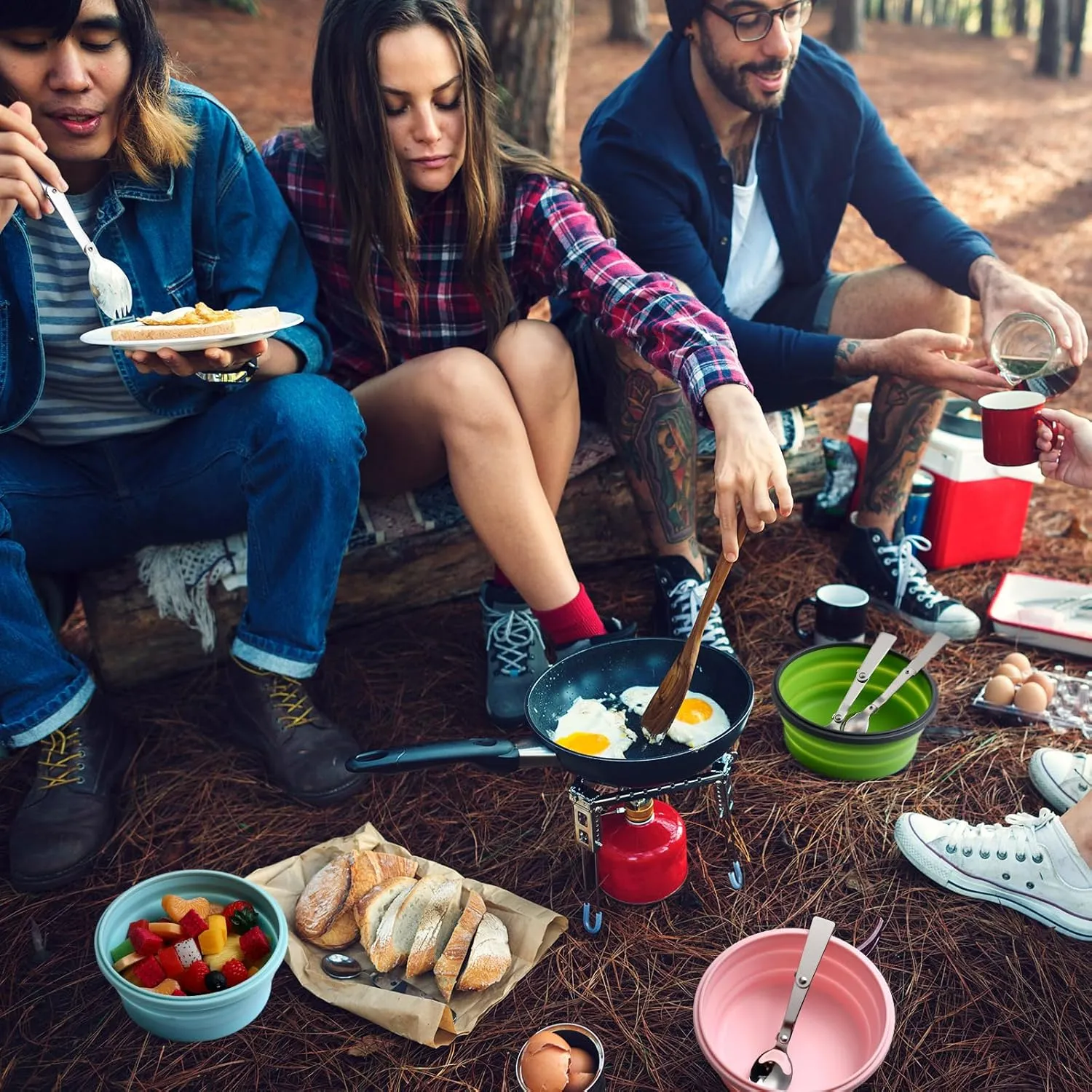 4 Set Collapsible Bowls with Lids Foldable Fork Camping Salad Bowl with Lid Food Storage Containers Set for Travel Picnic Utensils(41 oz,Bright Colors)