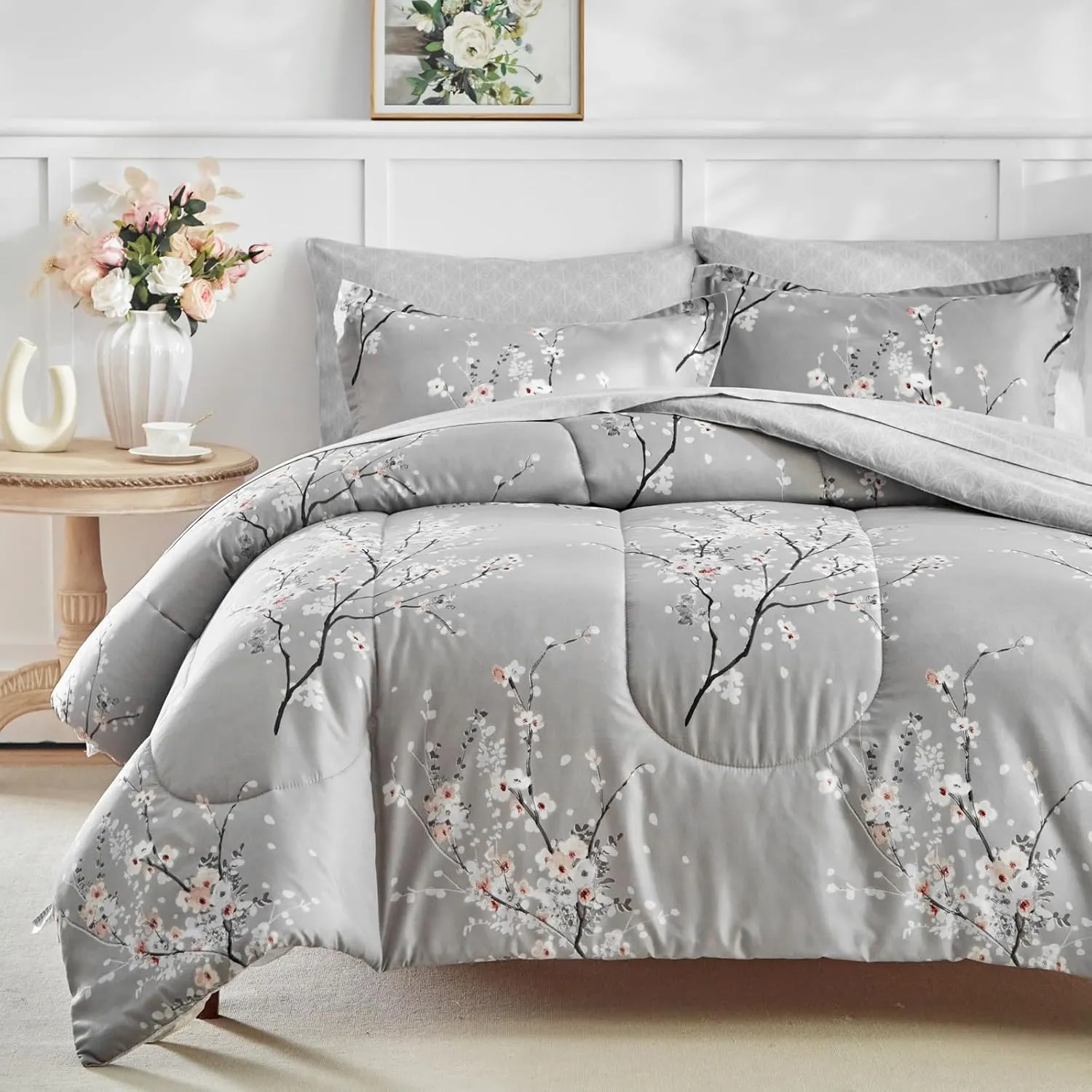 AIKASY Bed in a Bag 6 Pieces Twin Size - Floral Print - Soft Microfiber, Reversible Bed Comforter Set (1 Comforter, 2 Pillow Shams, 1 Flat Sheet, 1 Fitted Sheet, 1 Pillowcases)（Grey, Twin）