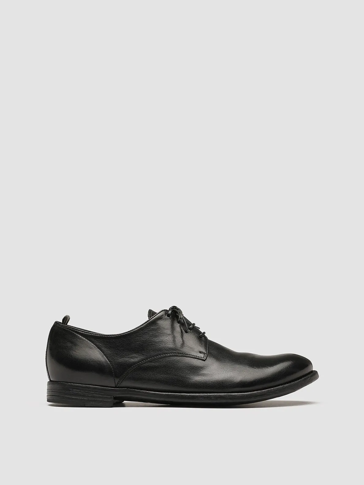 ARC 515 - Derby in Pelle Nera