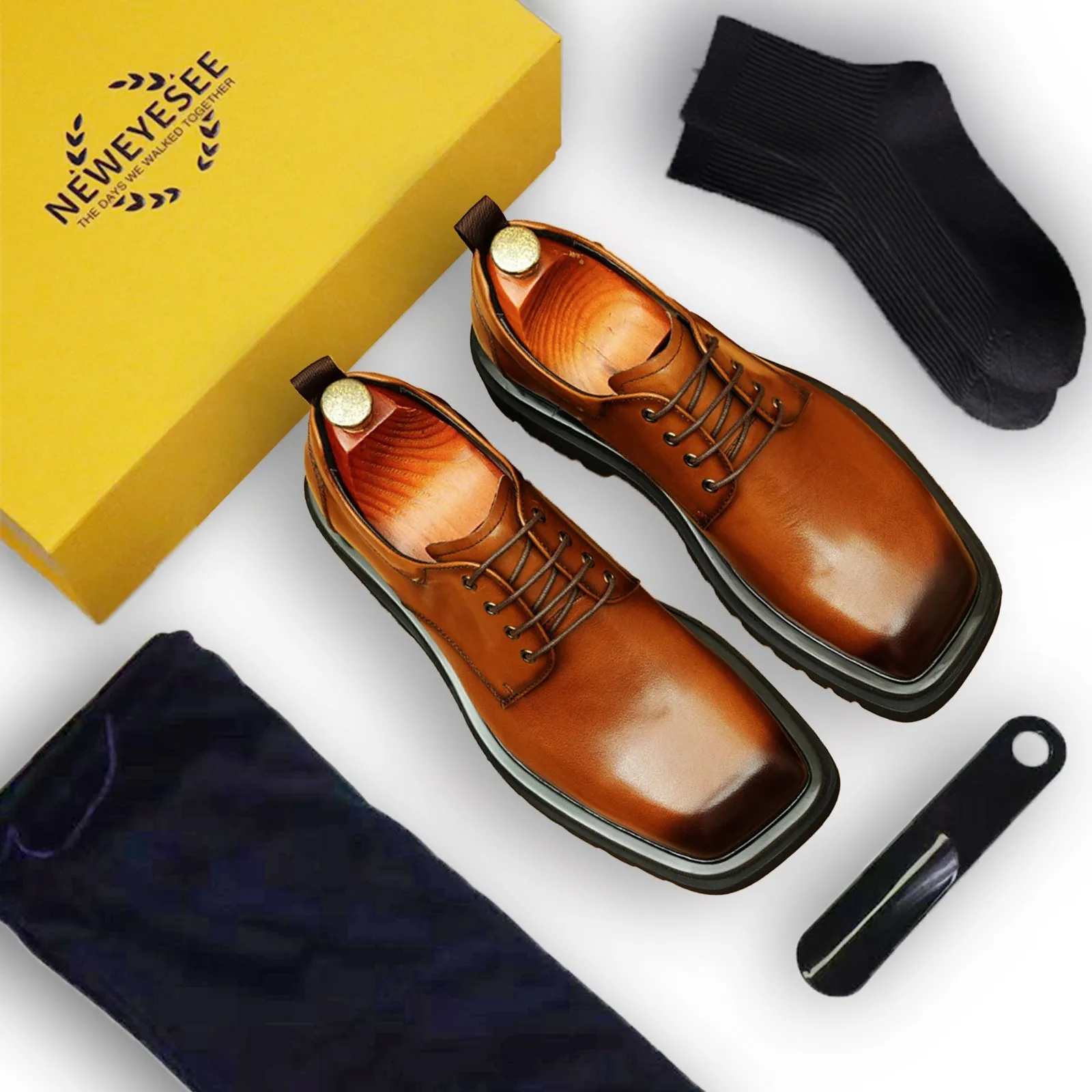 Calf Leather Derby Shoes for Men Glossy Square Toe