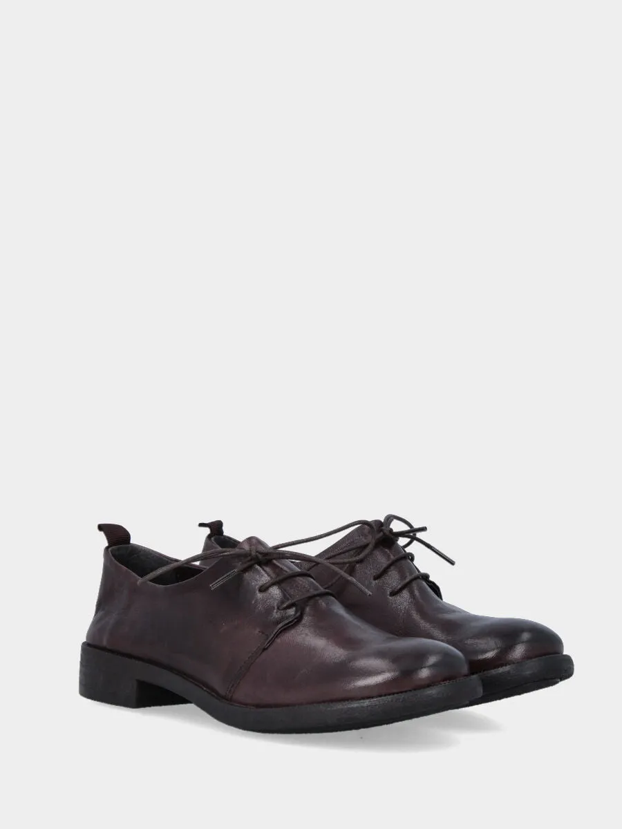 Derby in vitello marrone invecchiato con tacco 20 mm