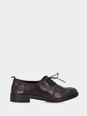 Derby in vitello marrone invecchiato con tacco 20 mm