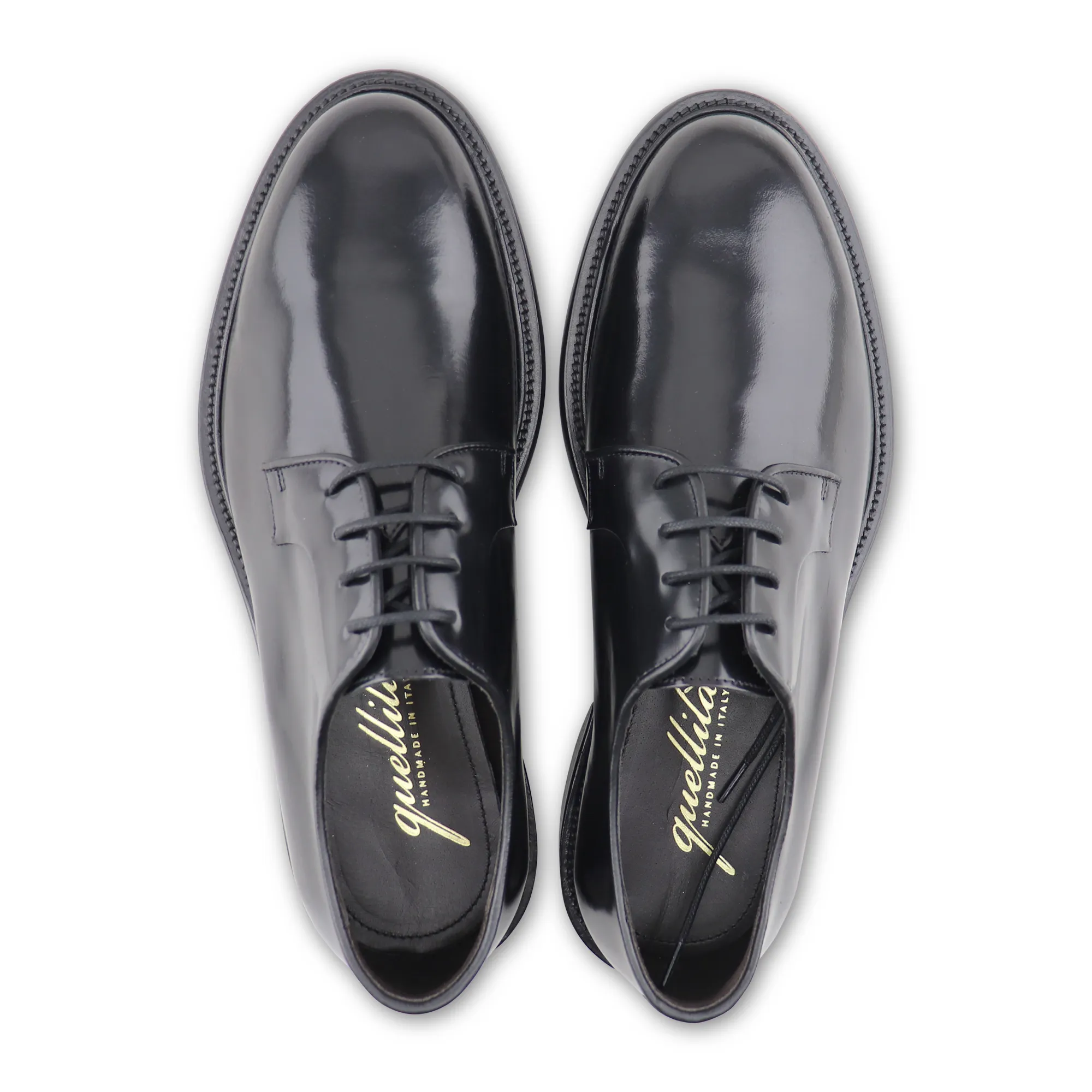 Derby nero in pelle spazzolata