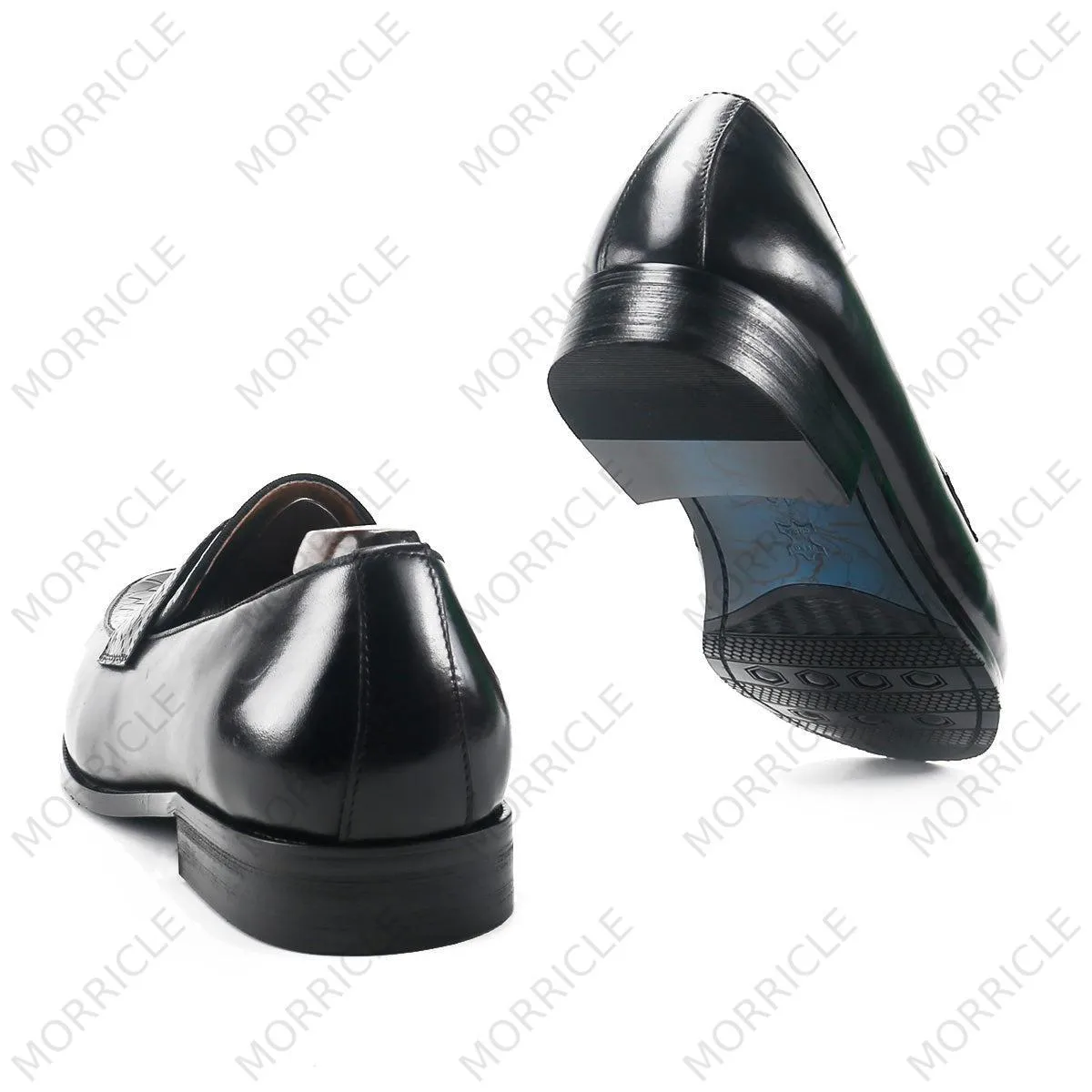 Embossed Crocodile Pattern Full Strap Loafers