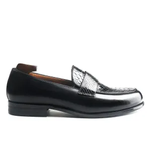 Embossed Crocodile Pattern Full Strap Loafers