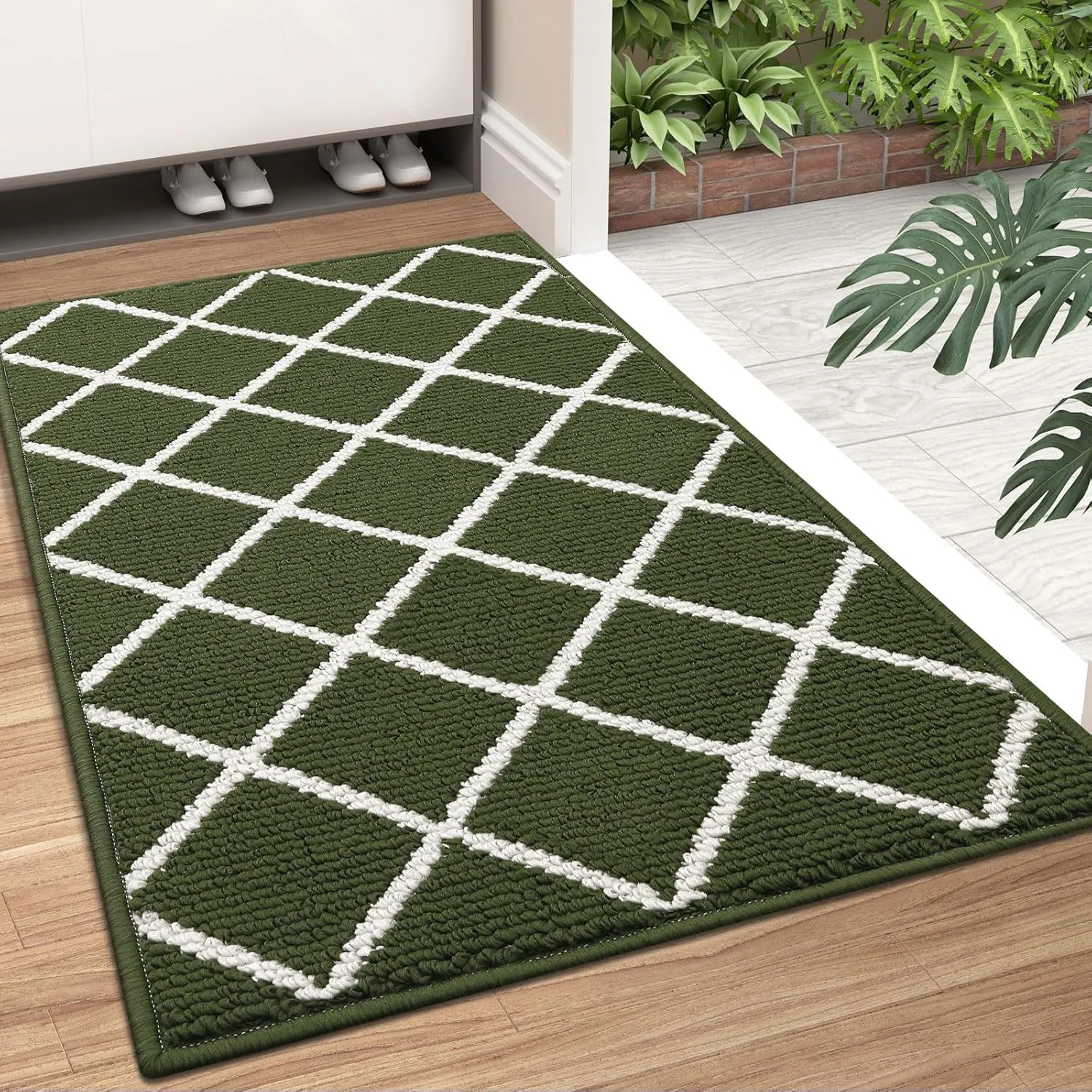 Finchitty Indoor Door Mat, Dirt Resistant and Absorbent, Low-Profile, Non-Slip, Washable Inside Floor Mats for Front Door, Back, and Entrance, 36" x 24", Green