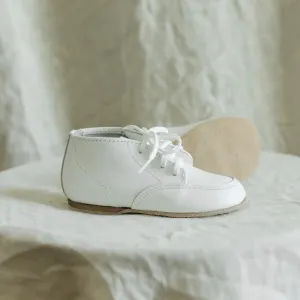Finley Oxford White