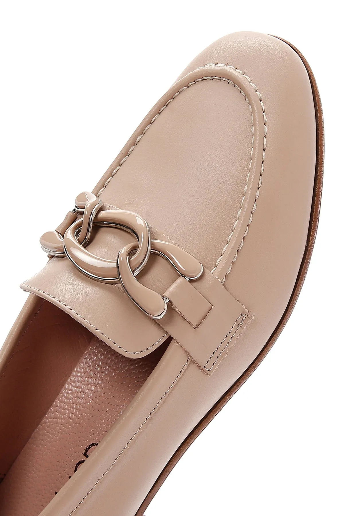 Kadın Bej Deri Tokalı Klasik Loafer