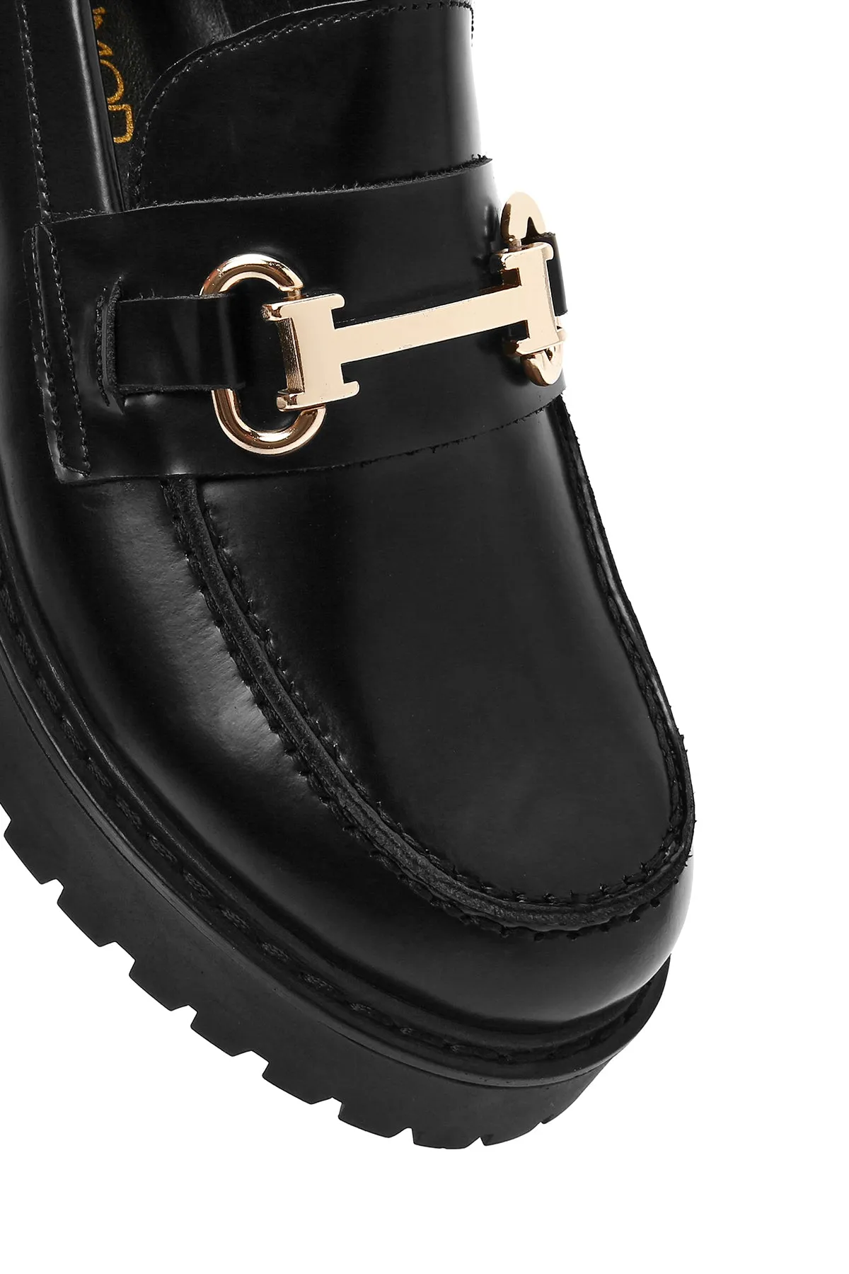 Kadın Siyah Toka Detaylı Kalın Tabanlı Deri Maskülen Loafer