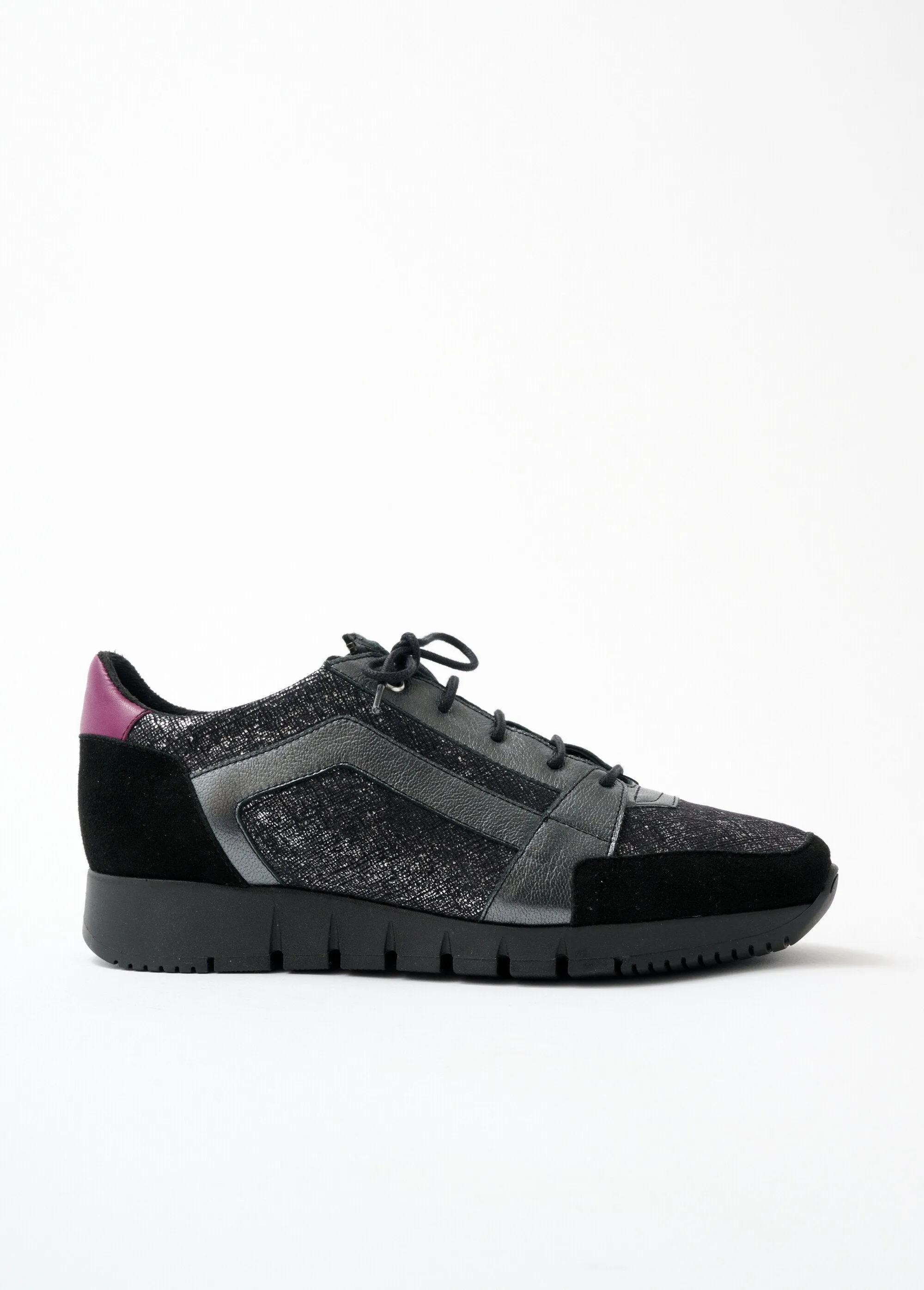 Leather derby comfort width laced and zipped