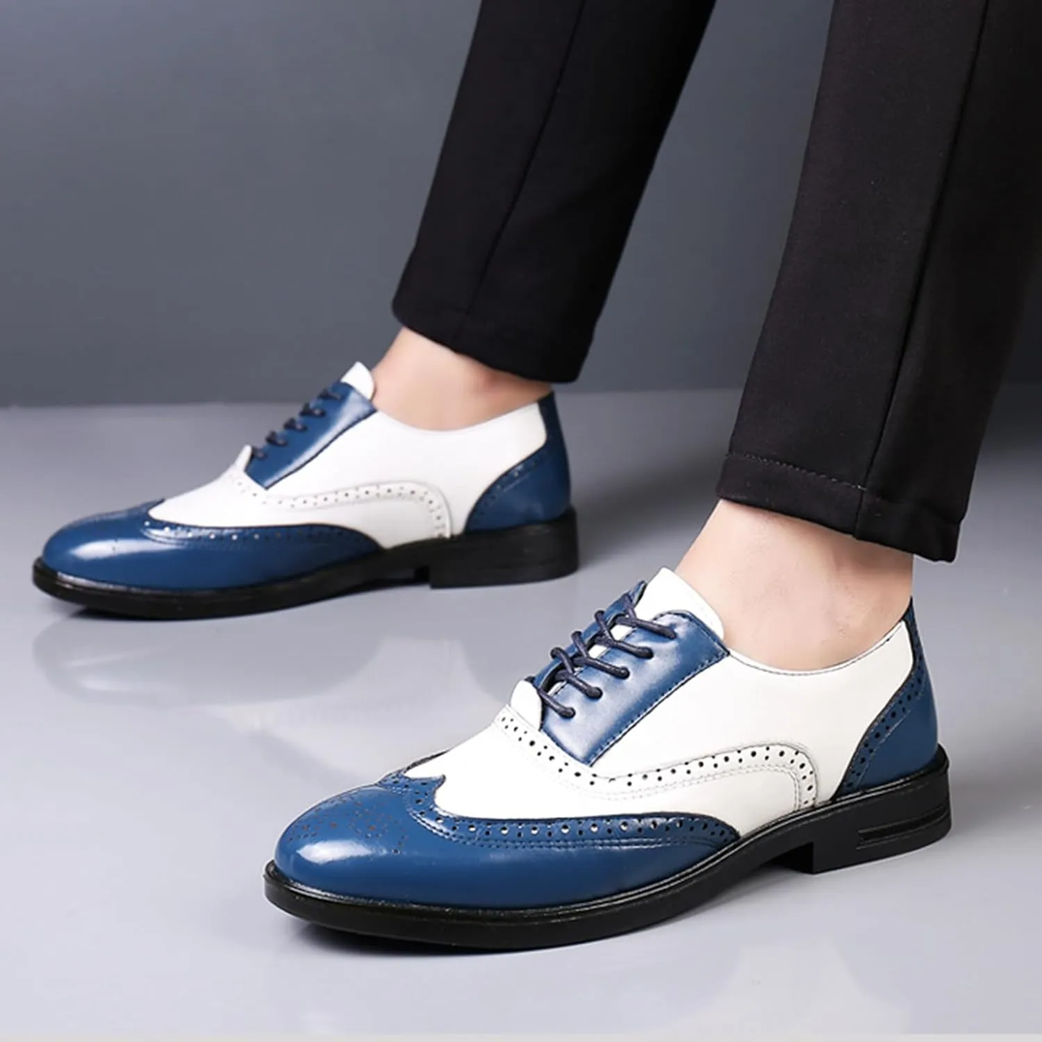 Men's Patchwork Two Tone Brogue Oxfords Shoes Fashion Hand Stitched Leather Dress Shoes Round-Toe Lace up Low Top Business Formal Derby Shoes