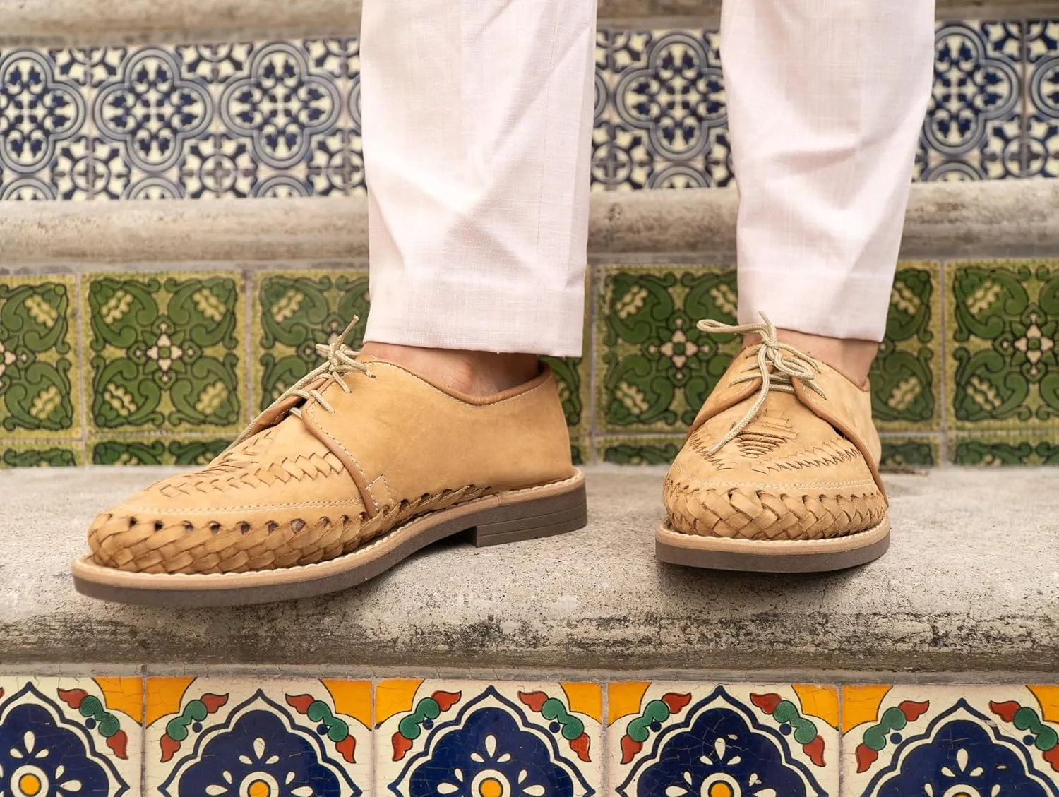 Mexico en la Piel: Handcrafted Men's Genuine Leather Lace-Up Huarache Sandals Shoes - Versatile & Durable