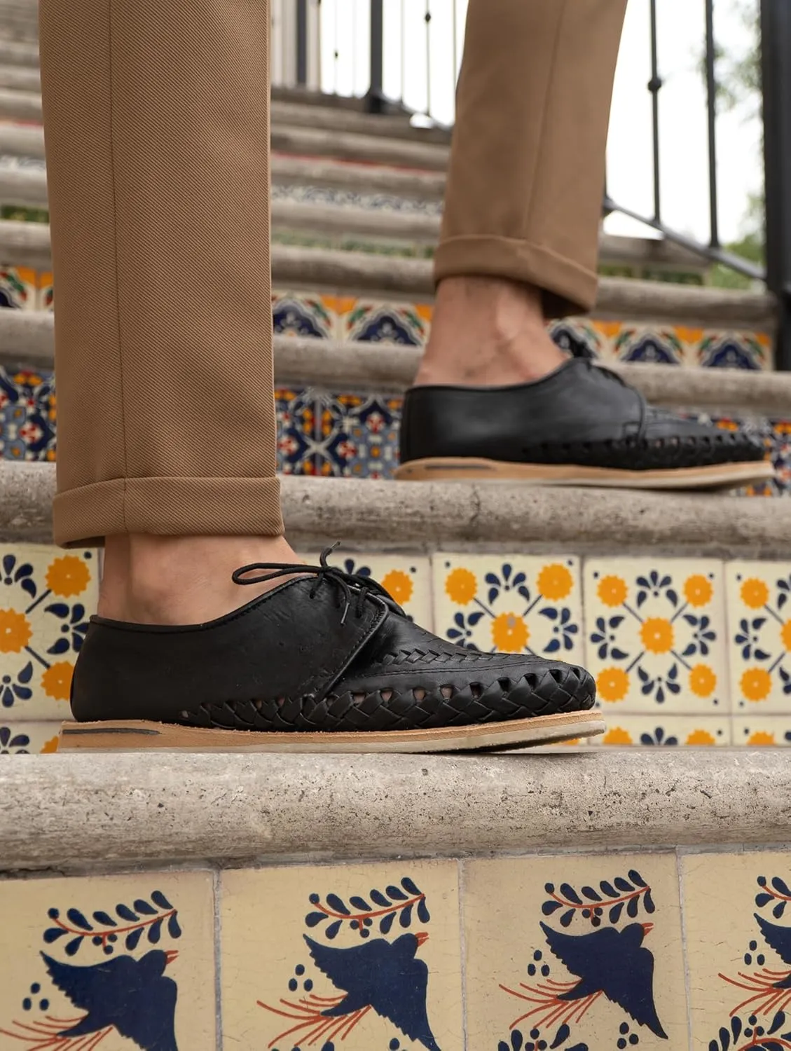 Mexico en la Piel: Handcrafted Men's Genuine Leather Lace-Up Huarache Sandals Shoes - Versatile & Durable