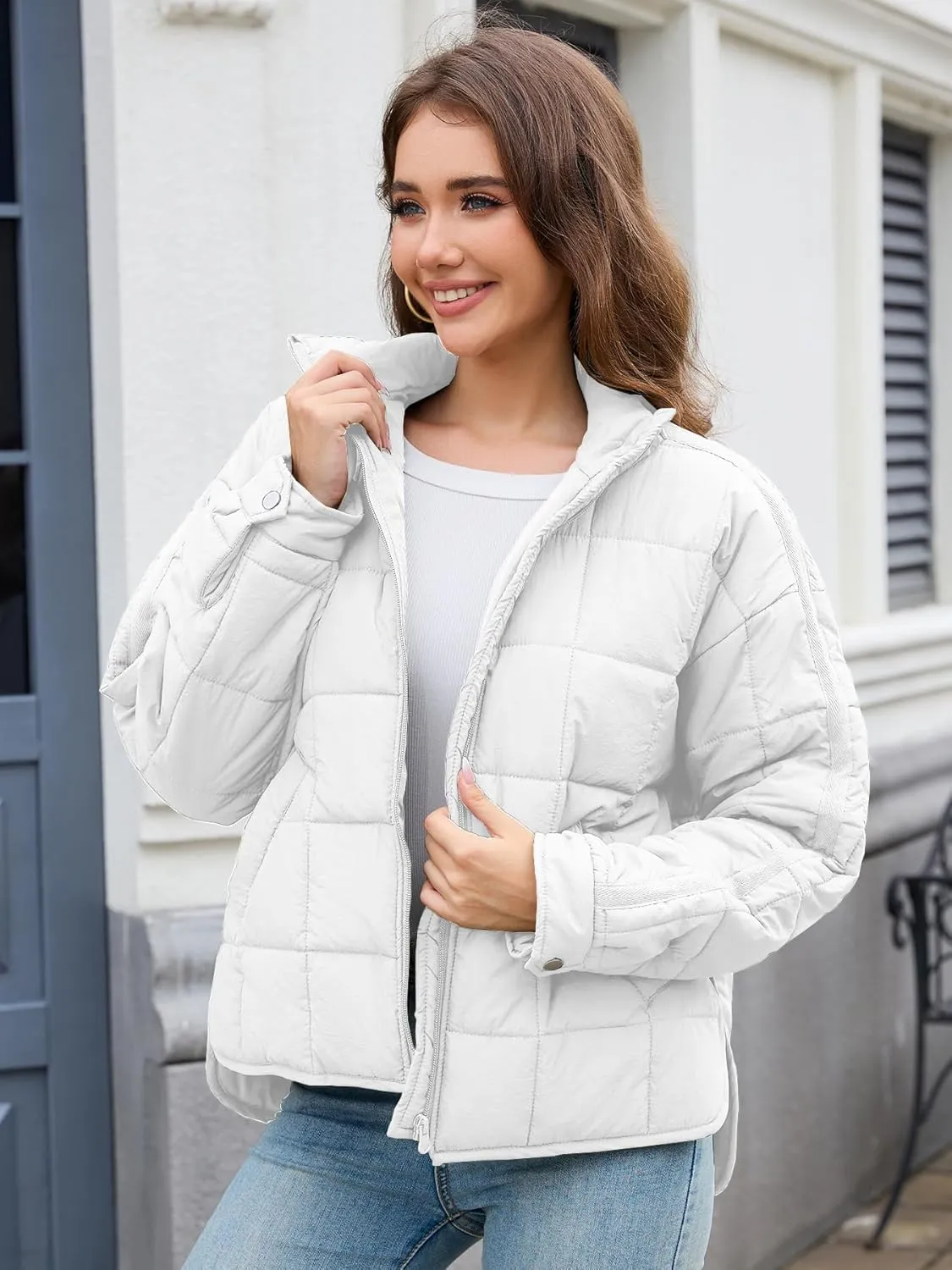 Muchpow Women's Lightweight Down Coat Long Sleeve Full Zipper Oversized Packable Short Puffer Jackets