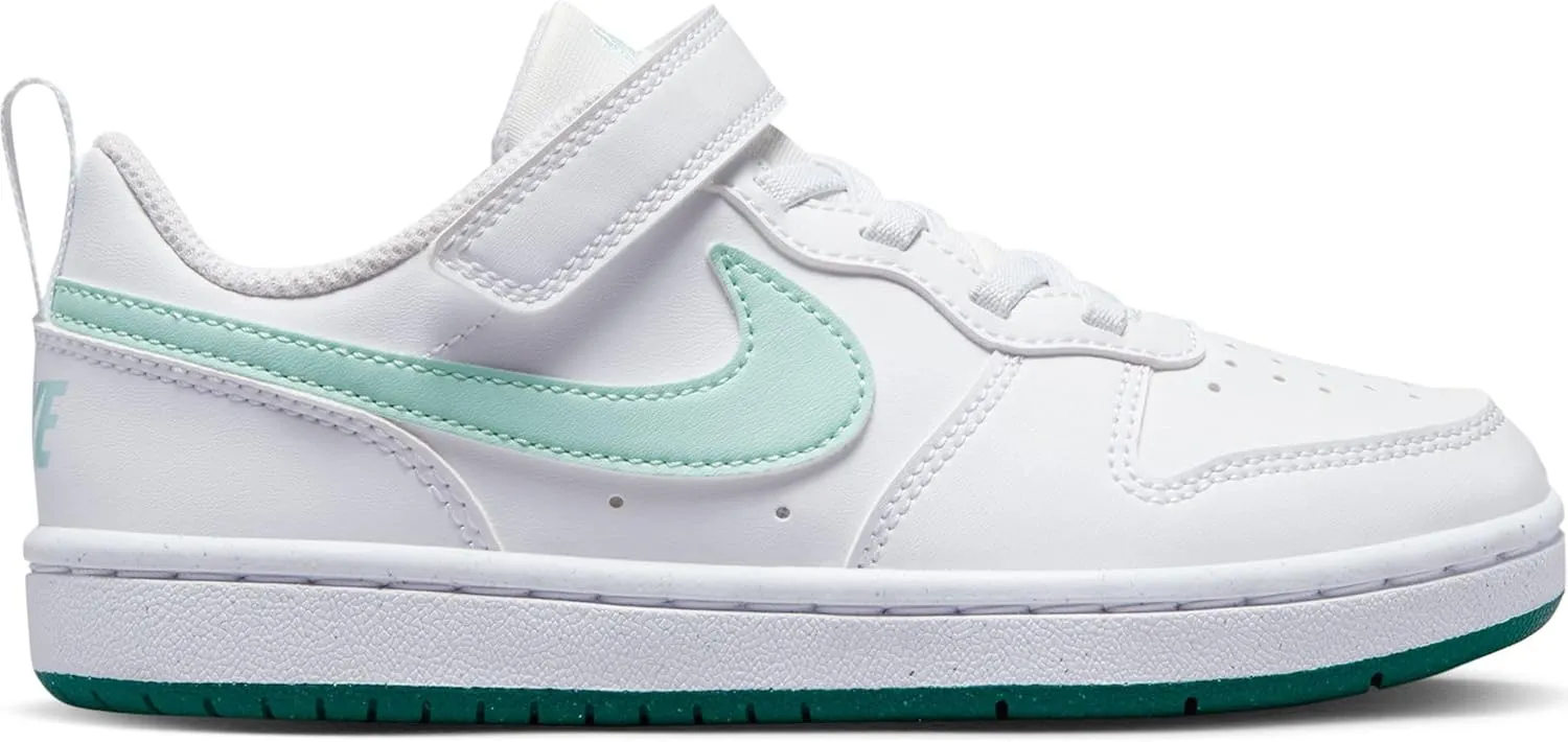 NIKE Boy's Sneaker