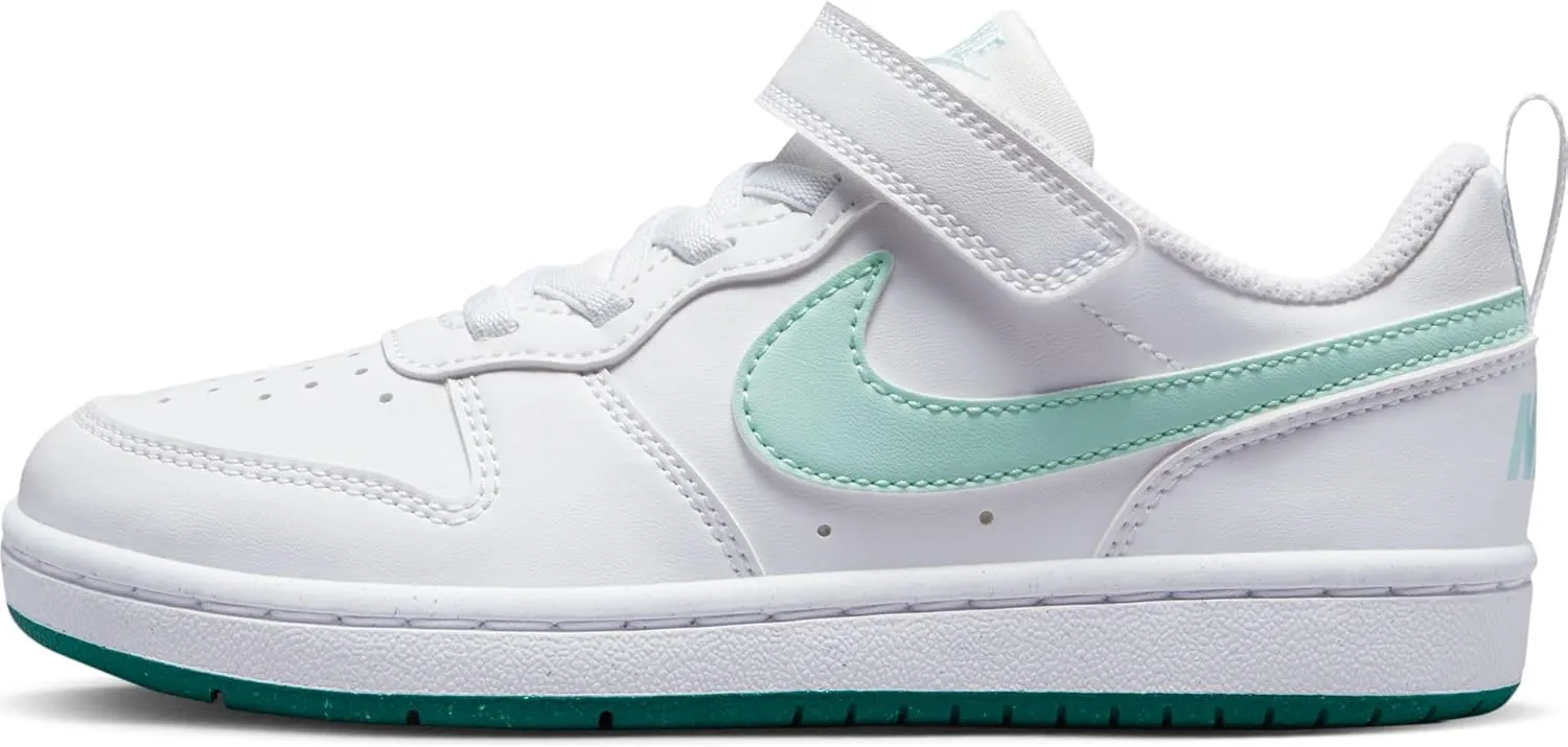 NIKE Boy's Sneaker