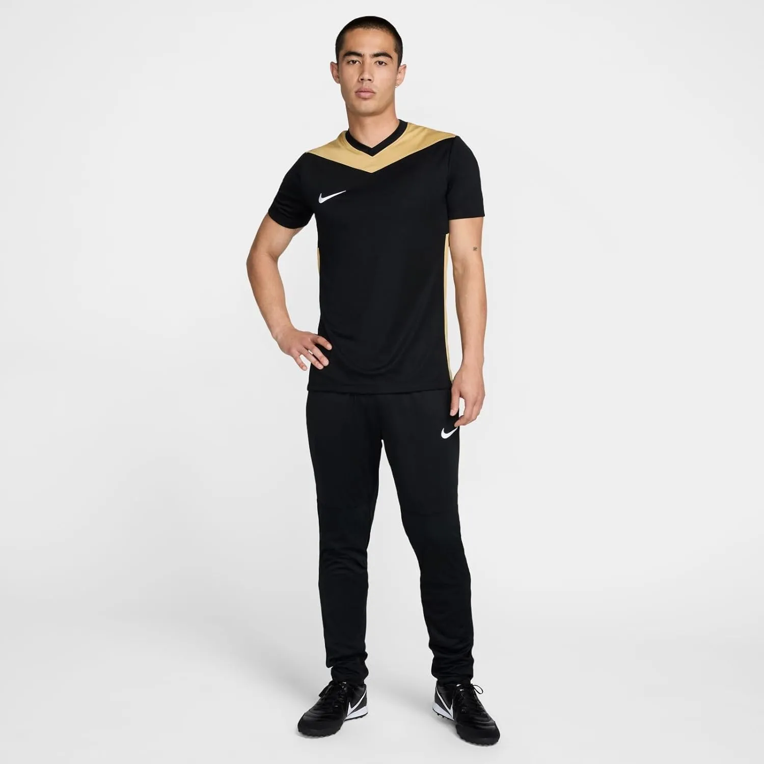 Nike Men's Sports