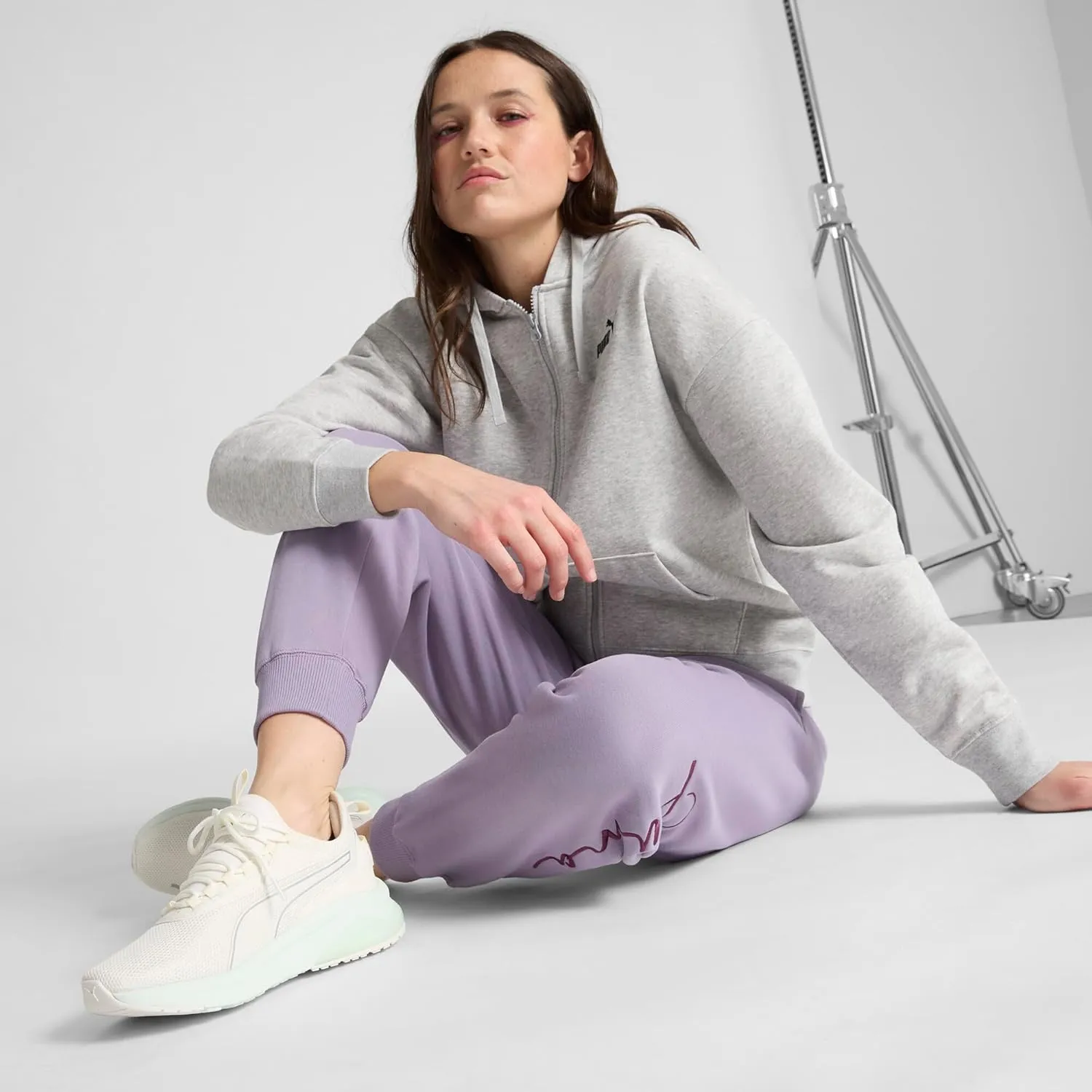 PUMA Women's Amplifier Shoes Sneaker