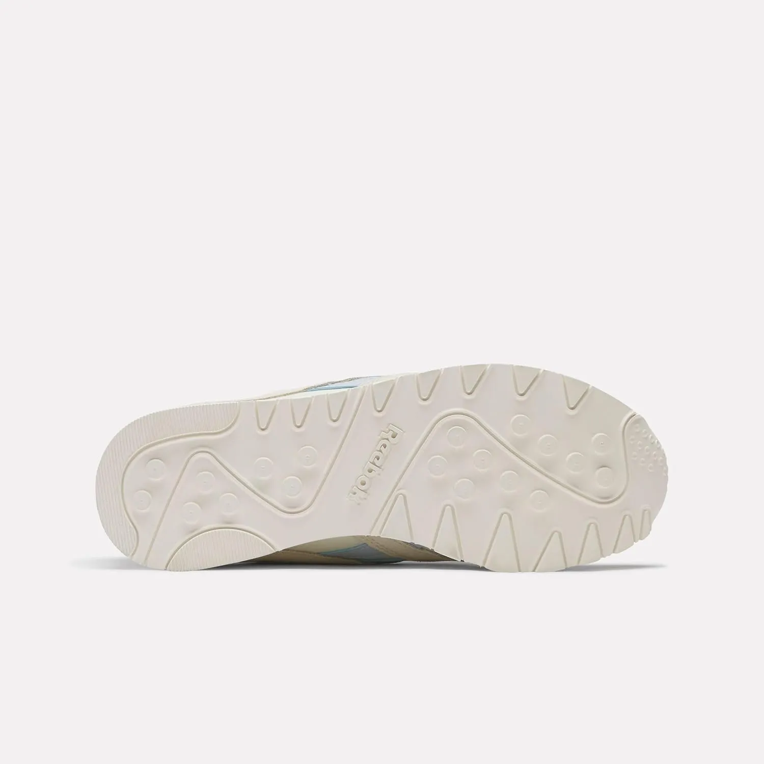 Reebok Women's CL Nylon MH Fashion Sneaker