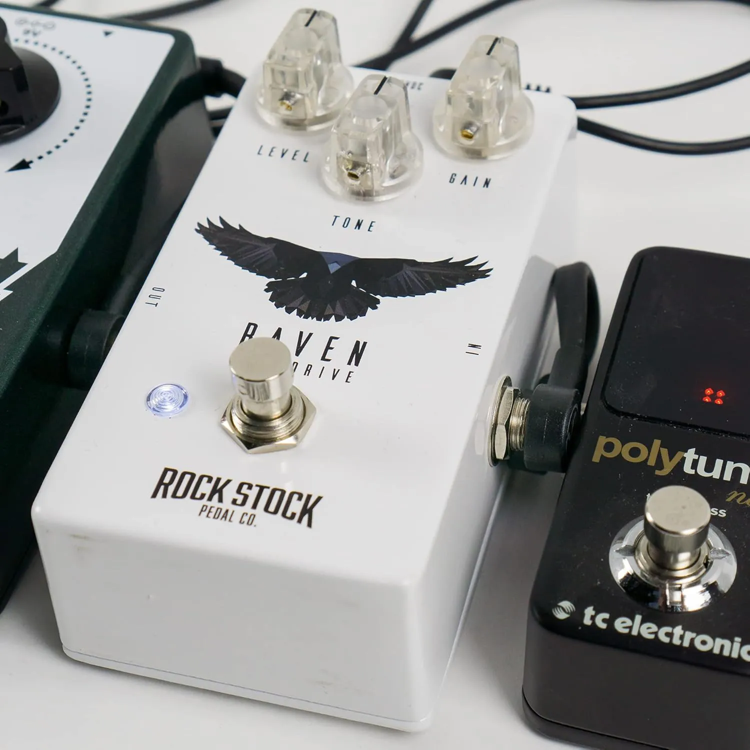 Rock Stock Guitar Flat Patch Cables (Pack of 3) - 6 Inch S-Shape Ultra-Thin Effect Guitar Pedal Patch Cables - Right-Angle, Black with Durable Gold Plated Connectors, Maximize Pedalboard Space