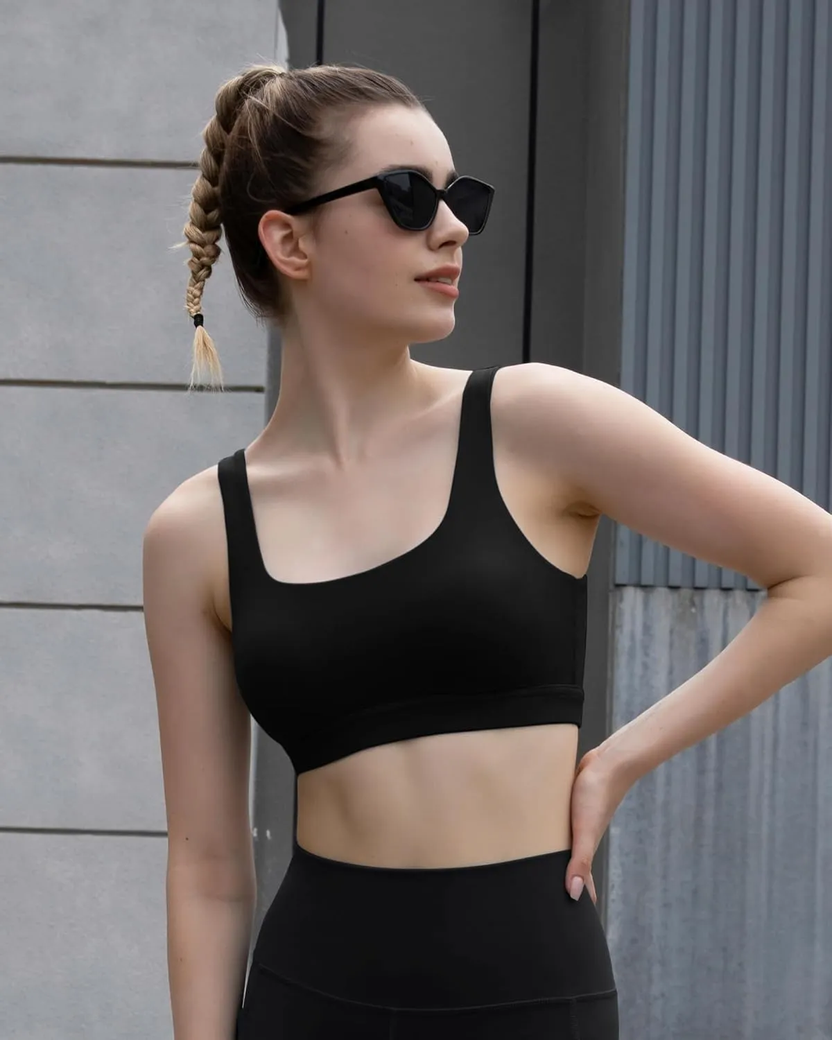 Sports Bras for Women High Support, Molded Cup High Impact Criss Cross Back Workout Yoga Bra No Removable Padded Bra