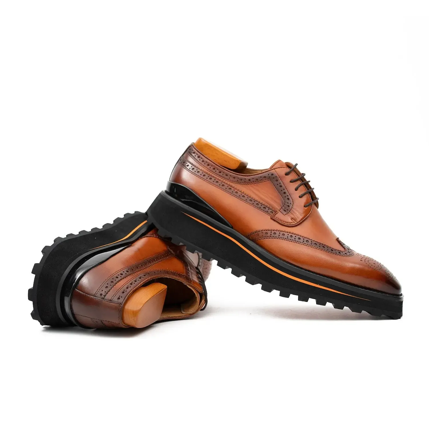 Thick-soled calfskin formal brogue derby shoes Brown
