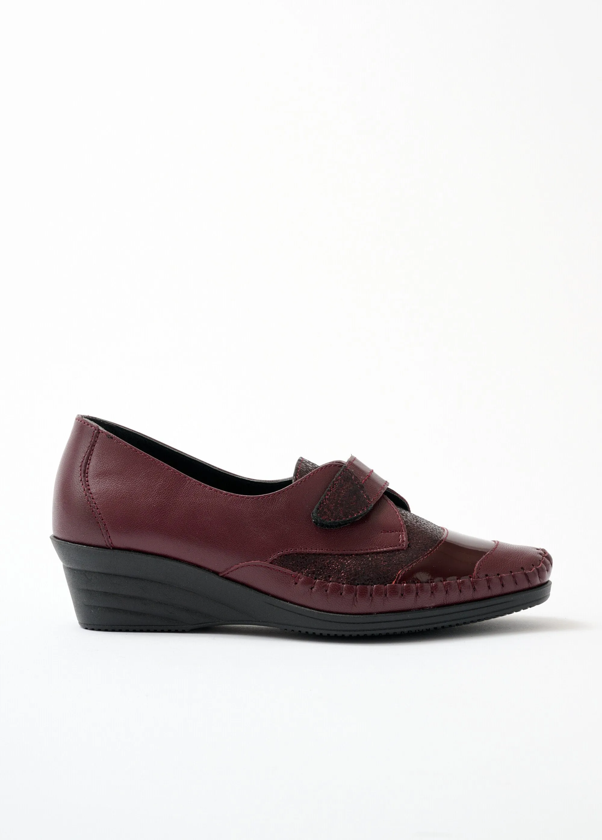 Velcro comfort width wedge derbies