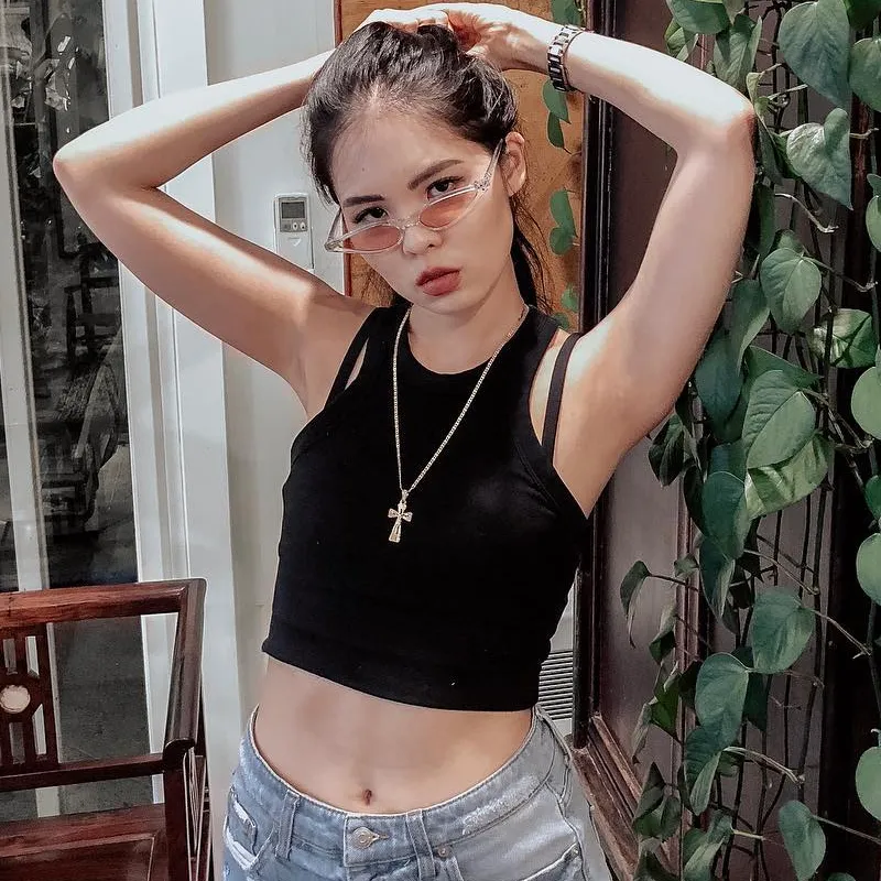Women's Retro 1990's Thin Cat Eye Dual Rivet Sunglasses C624